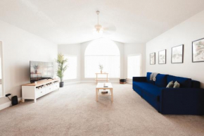 Modern, Bohemian Townhouse near Disney + Universal